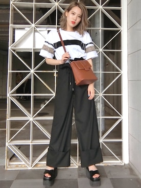 「EMODA（エモダ）のアイテム（Tシャツ/カットソー）」を使った、EMODA Official_STAFFさん（レディース・160cm）の夏コーディネート