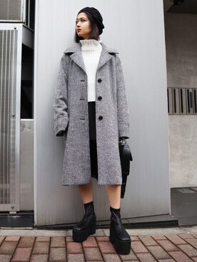 「EMODA」｜「アイテム（チェスターコート）」を使った、EMODA Official_STAFFさん（レディース・160cm）の冬コーディネート