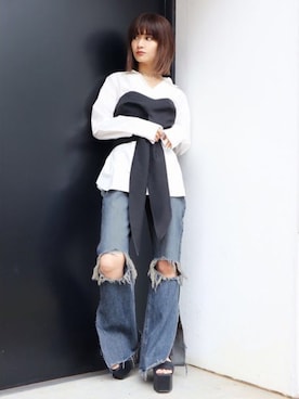 「EMODA（エモダ）のアイテム（シャツ/ブラウス）」を使った、EMODA Official_STAFFさん（レディース・160cm）の春コーディネート