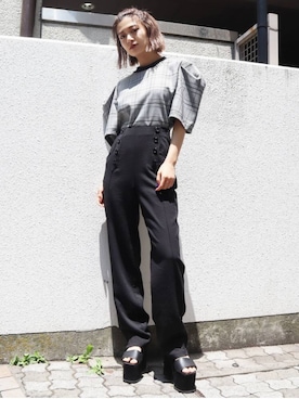 「EMODA（エモダ）のアイテム（Tシャツ/カットソー）」を使った、EMODA Official_STAFFさん（レディース・160cm）の夏コーディネート