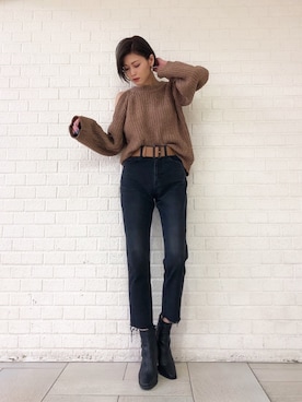 「EMODA（エモダ）のカットオフRIPPEDジャストウエストジーンズ（デニムパンツ）」を使った、EMODA Official_STAFFさん（レディース・160cm）の秋コーディネート