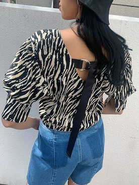 「EMODA（エモダ）のアイテム（シャツ/ブラウス）」を使った、EMODA Official_STAFFさん（レディース・168cm）の夏コーディネート