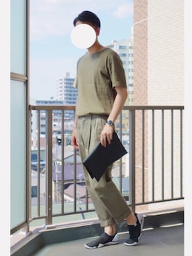 「Scye（サイ）のアイテム（チノパンツ）」を使った、やまさんさん（メンズ・187cm）の春コーディネート