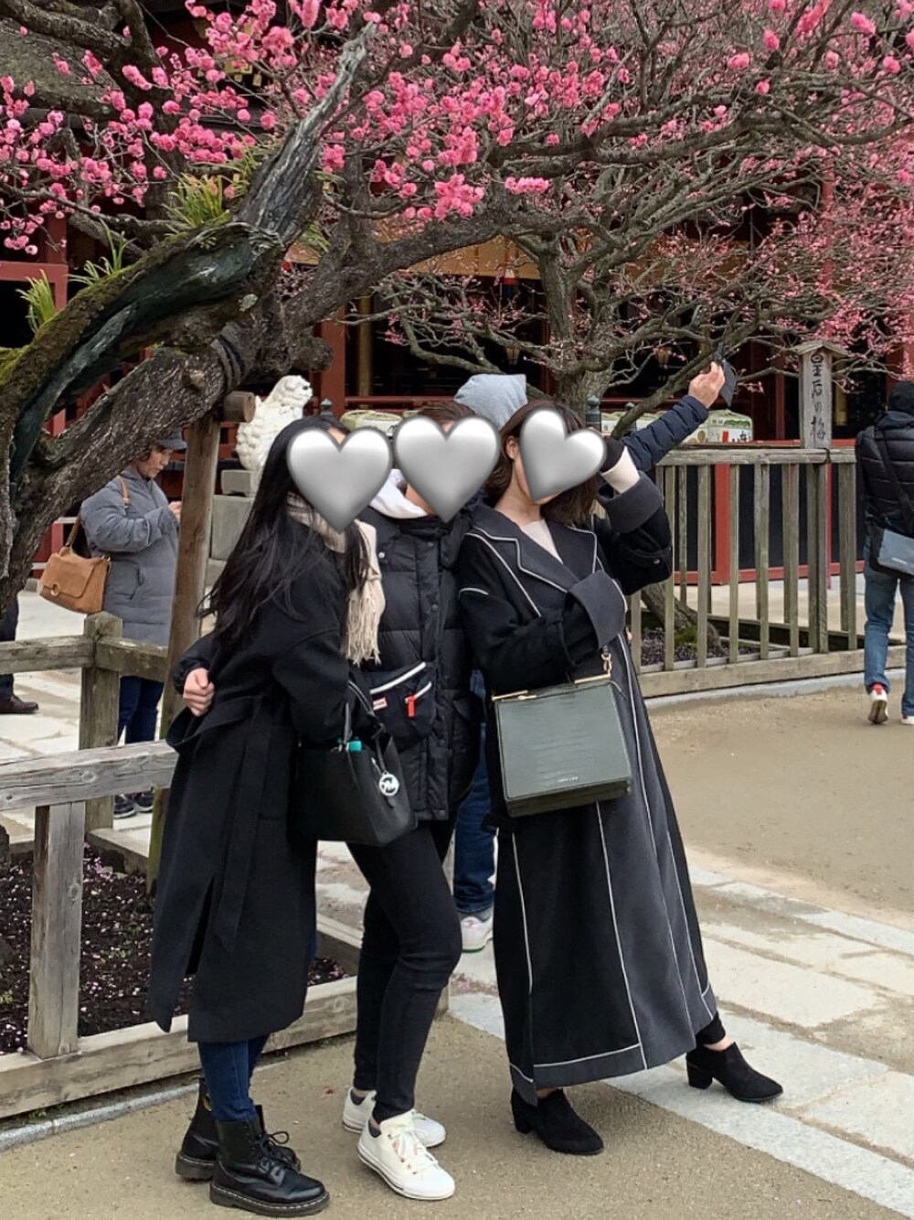 「冬コーデ、おしゃれさんと繋がりたい、black code、CHARLES＆KEITH、cielair、northface、MichaelKors」｜「CIEL'AIRのアイテム（ジャケット/アウター、ブラック系）」を使った、ms2jさん（レディース・163cm）の秋コーディネートの1枚目の写真