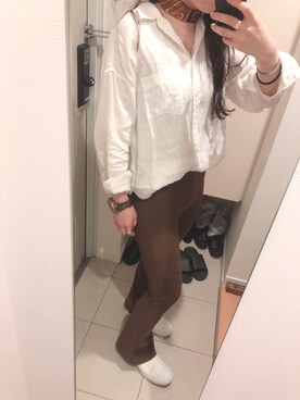 「sea room lynnのアイテム（パンツ、ブラウン系）」を使った、Sakurako Kitazakiさん（レディース・160cm）の春コーディネート