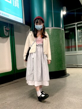 「MONKI（モンキ）のアイテム（帽子）」を使った、Ellen Wongさん（レディース・160cm）の冬コーディネート