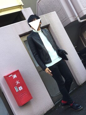 「HARE（ハレ）のアイテム（ライダースジャケット）」を使った、にっしーさん（メンズ・180cm）の冬コーディネート