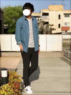 「STUDIOUS（ステュディオス）のアイテム（パンツ）」を使った、にっしーさん（メンズ・180cm）の春コーディネート