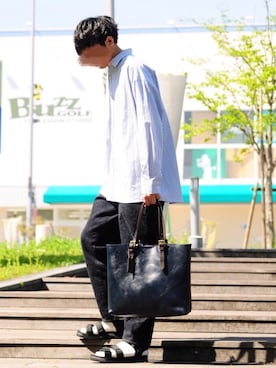 「HALEINE（アレンヌ）のアイテム（バッグ）」を使った、にっしーさん（メンズ・180cm）の春コーディネート
