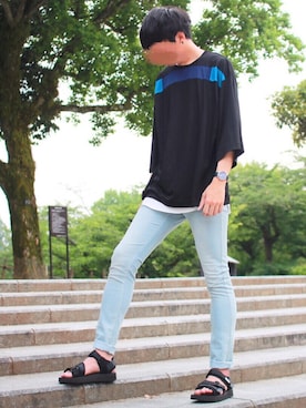 「SHAREEF（シャリーフ）のアイテム（トップス）」を使った、にっしーさん（メンズ・180cm）の夏コーディネート