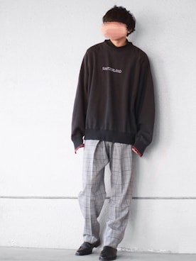 「NEONSIGN（ネオンサイン）のアイテム（パンツ）」を使った、にっしーさん（メンズ・180cm）の冬コーディネート
