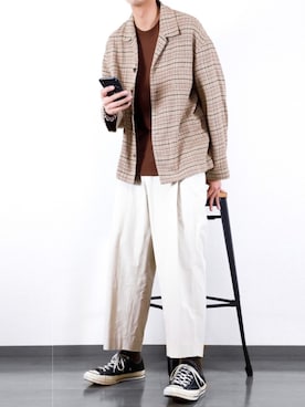 「AURALEE（オーラリー）のアイテム」を使った、にっしーさん（メンズ・180cm）の春コーディネート
