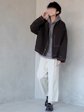 「shiki tokyo（シキトウキョウ）のアイテム（パーカー）」を使った、にっしーさん（メンズ・180cm）の秋コーディネート