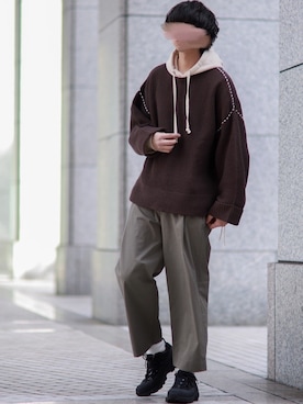 「shiki tokyo（シキトウキョウ）のアイテム（パーカー）」を使った、にっしーさん（メンズ・180cm）の秋コーディネート