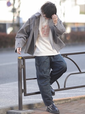 「RAGEBLUE（レイジブルー）のアイテム（パーカー）」を使った、にっしーさん（メンズ・180cm）の冬コーディネート