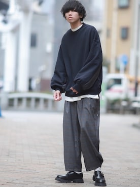 「shiki tokyo（シキトウキョウ）のアイテム（スウェット）」を使った、にっしーさん（メンズ・180cm）の春コーディネート