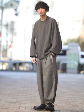 「shiki tokyo（シキトウキョウ）のアイテム（スウェット）」を使った、にっしーさん（メンズ・180cm）の春コーディネート