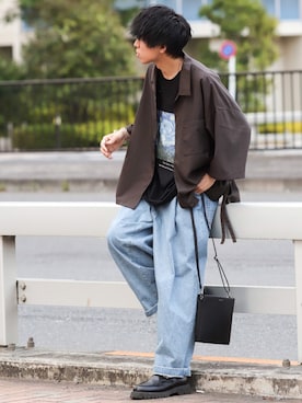 「NEONSIGN（ネオンサイン）のアイテム（パンツ）」を使った、にっしーさん（メンズ・180cm）の春コーディネート