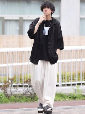 「shiki tokyo（シキトウキョウ）のアイテム（サンダル）」を使った、にっしーさん（メンズ・180cm）の春コーディネート