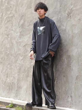 「shiki tokyo（シキトウキョウ）のアイテム（パンツ）」を使った、にっしーさん（メンズ・180cm）の秋コーディネート