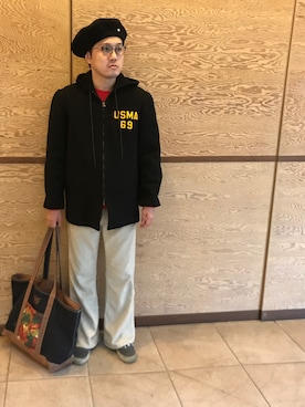 「ブラック×ホワイト」｜「アイテム（ハンチング/ベレー帽）」を使った、Mdskさん（メンズ・173cm）の春コーディネート