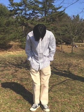「DANTON（ダントン）のアイテム（チノパンツ）」を使った、ざっちさん（メンズ・173cm）の春コーディネート