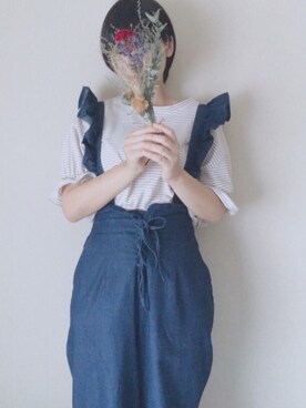 「NICE CLAUP（ナイスクラップ）のアイテム（オールインワン・サロペット）」を使った、ひまりさん（レディース・154cm）の冬コーディネート