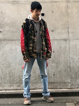 「off white（オフホワイト）のアイテム（ブルゾン）」を使った、ゆうさん（メンズ・176cm）の秋コーディネート