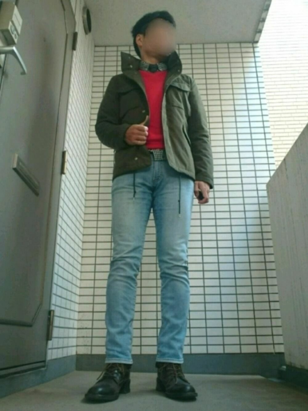 「休日スタイル、冬コーデ、おしゃれさんと繋がりたい、ootd、ネクタイ、タイドアップ、大人カジュアル、ピンク男子」｜「B:MING by BEAMSのビーミング by ビームス / Italyコットンウールタイ（ネクタイ、グレー系）」を使った、Leonさん（メンズ・177cm）の冬コーディネートの1枚目の写真