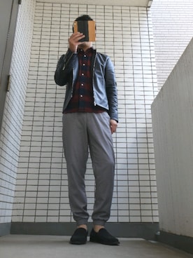 「URBAN RESEARCH Sonny Label（アーバンリサーチサニーレーベル）のアイテム（ライダースジャケット）」を使った、Leonさん（メンズ・177cm）の春コーディネート