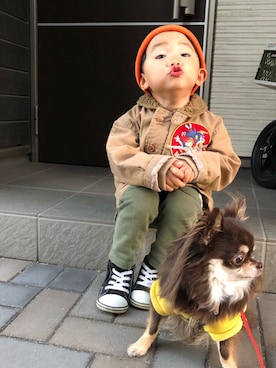 「ZERO standerd（ゼロスタンダード）のアイテム（パンツ）」を使った、muuさん（キッズ・90cm）の冬コーディネート