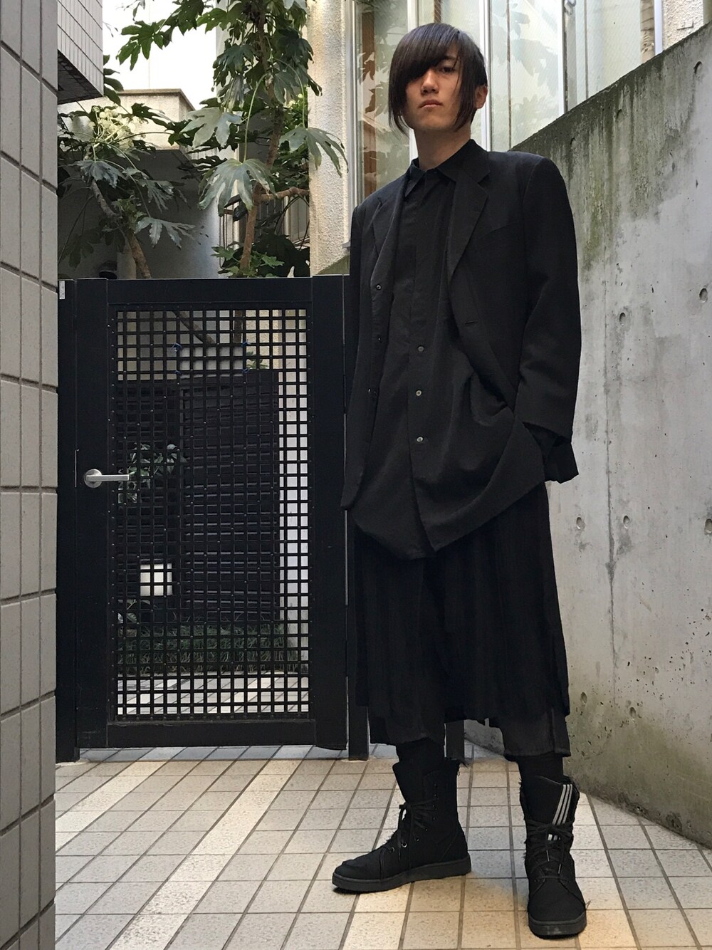 蟲｜Yohji Yamamotoのスーツジャケットを使ったコーディネート - WEAR