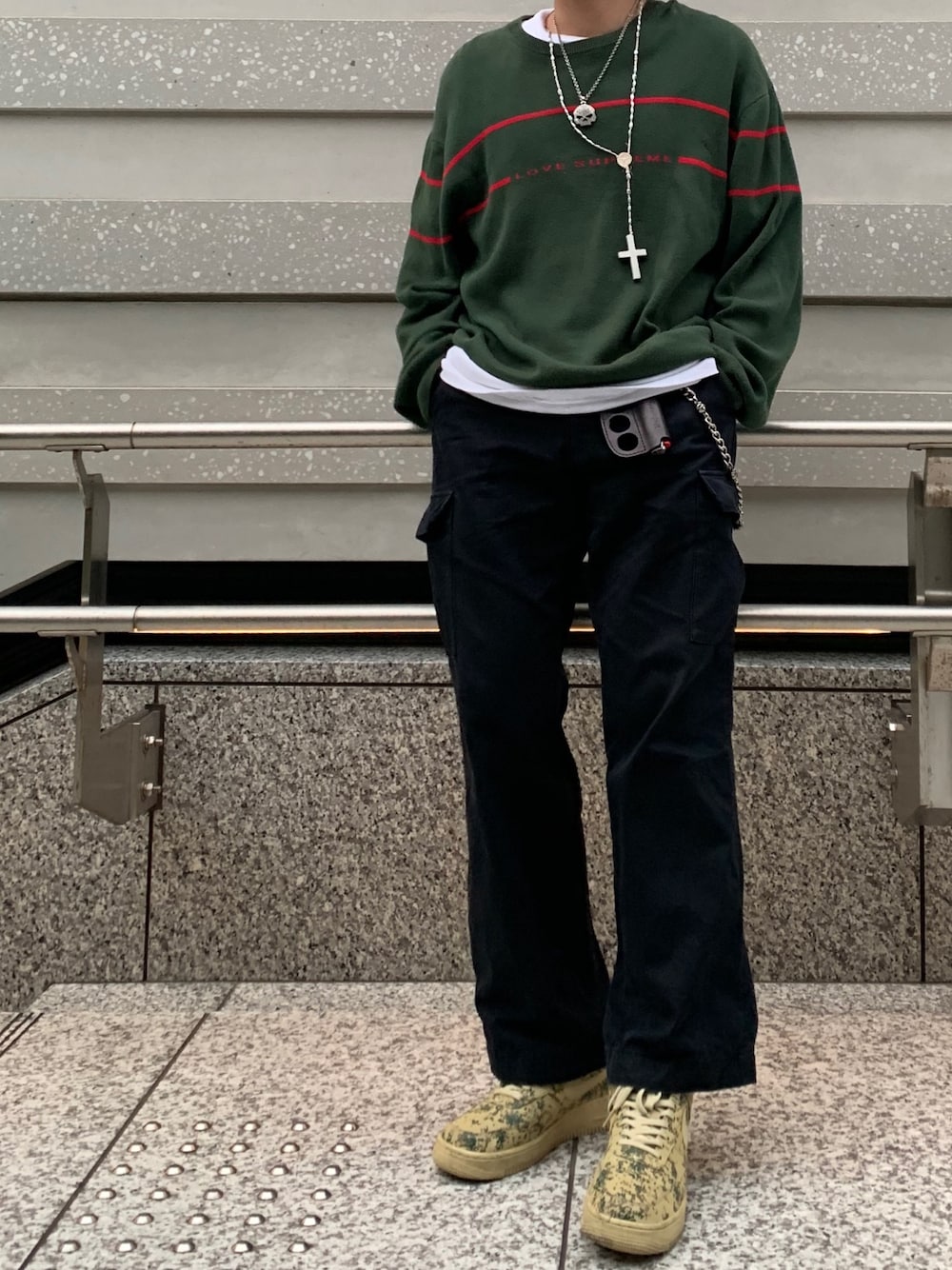 Supreme のニット/セーター（グリーン系）を使った人気ファッション