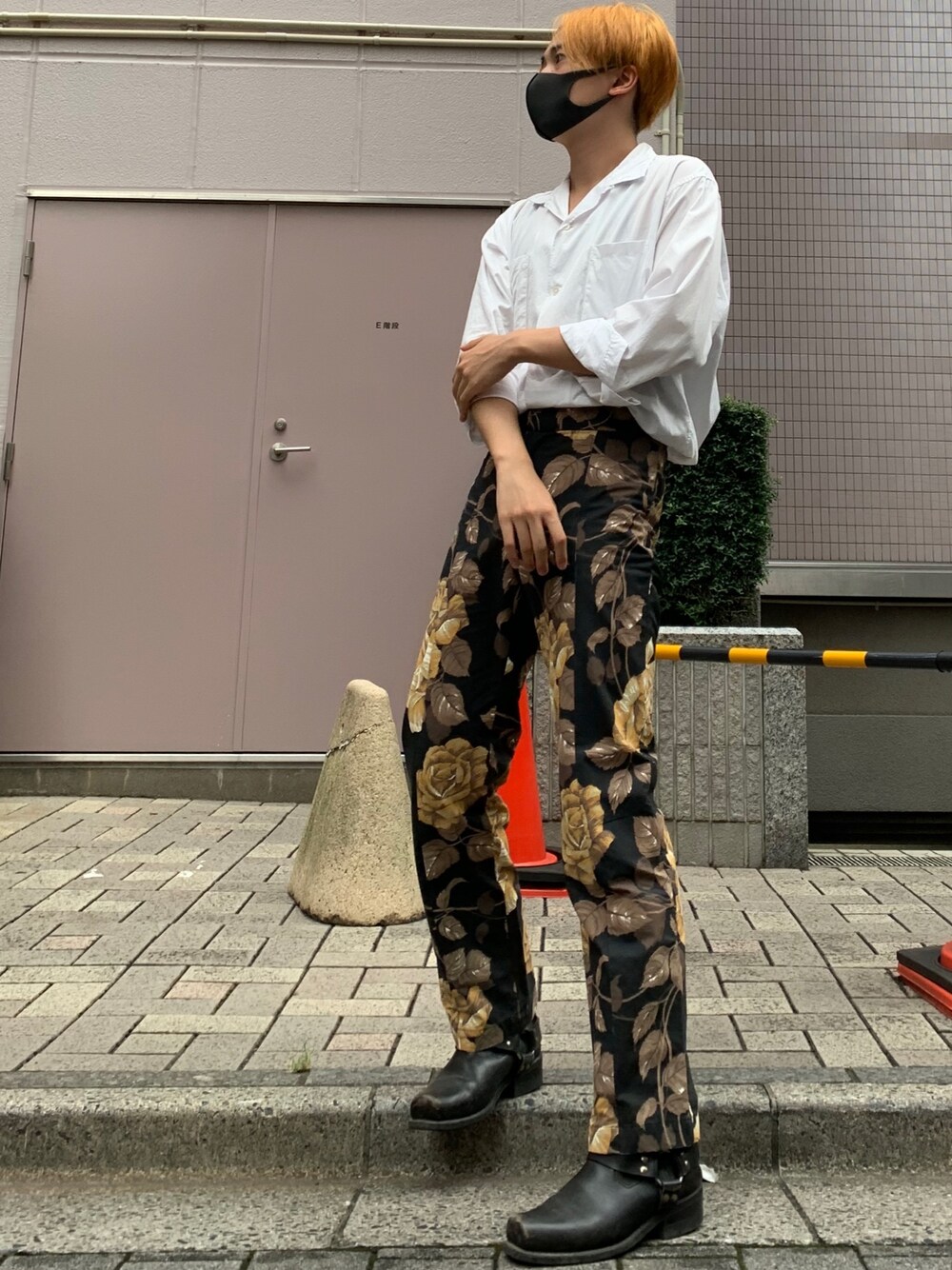 JUNYA WATANABE COMME des GARCONSのスラックスを使った人気