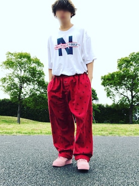 「NIKE（ナイキ）のナイキ エア フォース 1 07 LV8 スエード メンズシューズ（スニーカー、ベージュ系）」を使った、mura＿masaさん（メンズ・165cm）の春コーディネート