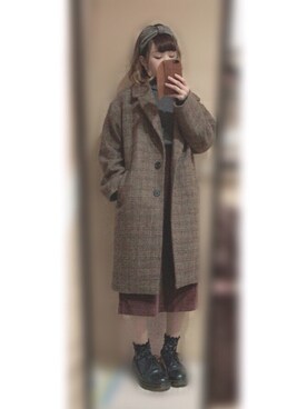 「ベロアスカート」｜「アイテム（チェスターコート）」を使った、愛海さん（レディース・153cm）の冬コーディネート