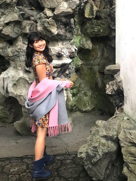 「Dr. Martens（ドクターマーチン）のアイテム（ブーツ、ブルー系）」を使った、Jeng Chenさん（レディース）の秋コーディネート
