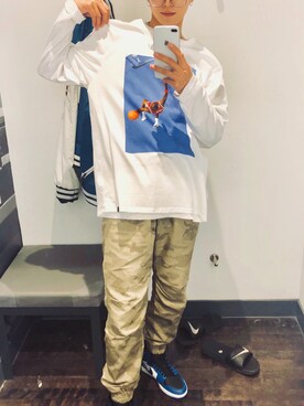 「PULL&BEAR（プルアンドベア）のアイテム（チノパンツ）」を使った、徐xSUREさん（メンズ・180cm）の夏コーディネート