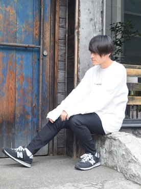 「ANDERSSON BELL（アンダースンベル）のアイテム（Tシャツ/カットソー）」を使った、yumaさん（メンズ・170cm）の春コーディネート
