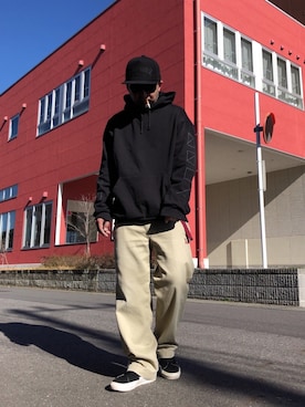 「NUMBERS EDITION(ナンバーズエディション)のアイテム」を使った、==トム==さん(メンズ・174cm)の冬コーディネート