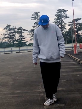 「スエット」｜「アイテム（スリッポン）」を使った、＝＝トム＝＝さん（メンズ・174cm）の冬コーディネート