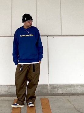 「スエット」｜「アイテム（チノパンツ）」を使った、＝＝トム＝＝さん（メンズ・174cm）の秋コーディネート
