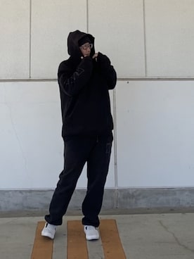 「TENBOX（テンボックス）のアイテム（スニーカー）」を使った、＝＝トム＝＝さん（メンズ・174cm）の冬コーディネート