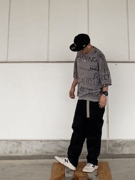 「スエット」｜「アイテム（チノパンツ）」を使った、＝＝トム＝＝さん（メンズ・174cm）の春コーディネート