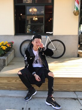 「AIR JORDAN（エアジョーダン）のアイテム（シューズ、ブラック系）」を使った、LilYangさん（メンズ・179cm）の冬コーディネート