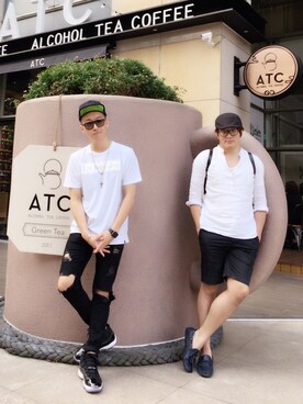 「AIR JORDAN（エアジョーダン）のアイテム（シューズ、ブラック系）」を使った、LilYangさん（メンズ・179cm）の夏コーディネート