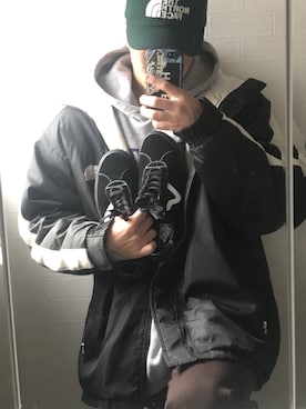 太陽さんのコーディネート