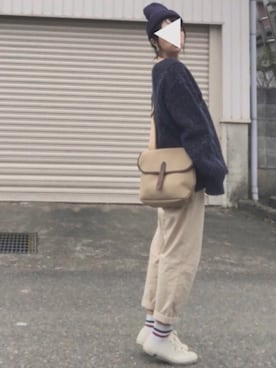 「アイテム（チノパンツ）」を使った、イーチさん（レディース・160cm）の春コーディネート