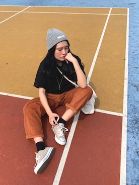 「CONVERSE TOKYO（コンバーストウキョウ）のアイテム（その他シューズ）」を使った、sulerieさん（レディース・164cm）の秋コーディネート