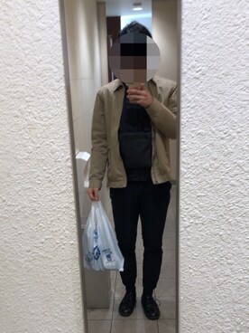 「TOMMY HILFIGER（トミーヒルフィガー）のアイテム（ブルゾン）」を使った、Jiroさん（メンズ・177cm）の冬コーディネート